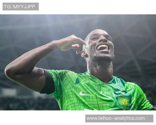 中超精彩对决多特蒙德凭帽子戏法战胜里昂全场沸腾